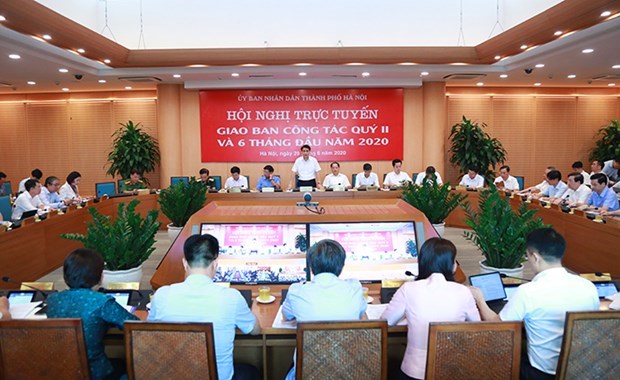 Hanoi devises two growth scenarios for H2 hinh anh 1