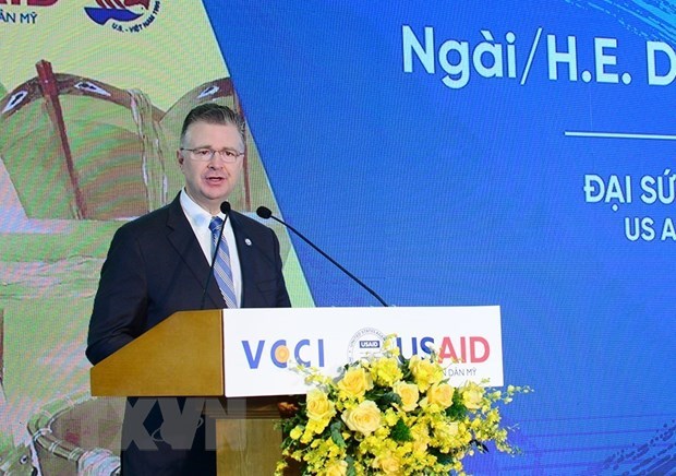 US Ambassador hails Vietnam-US cooperation over 25 years of relations hinh anh 1