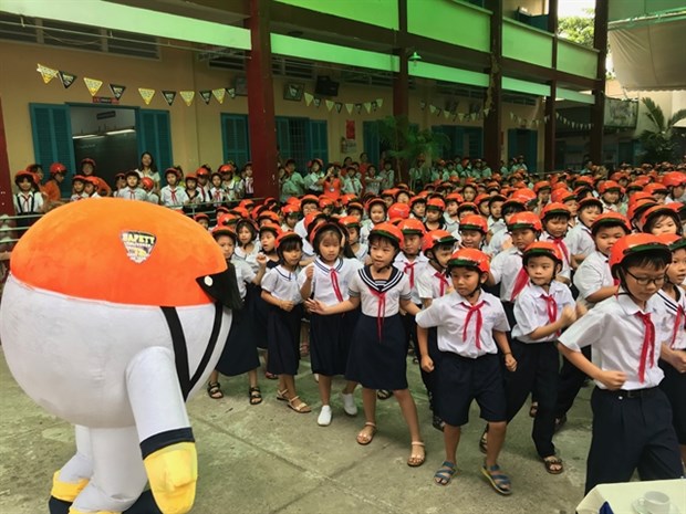 HCM City to hire more teachers, staff for 2020-2021 academic year hinh anh 1