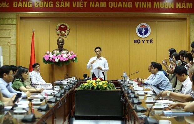 Deputy PM orders preparedness for new COVID-19 developments hinh anh 1