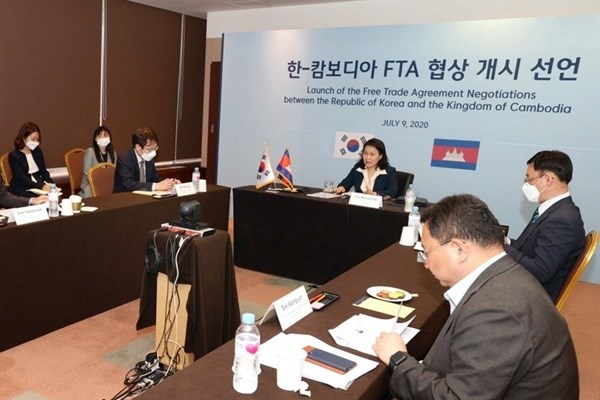 Cambodia, RoK launch first round of FTA negotiations hinh anh 1