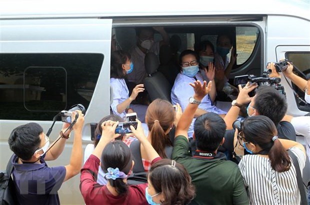 Binh Dinh, Hai Phong send medical staff to help Da Nang fight COVID-19 hinh anh 1