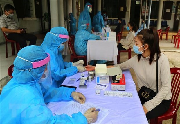 Vietnam confirms five new COVID-19 cases hinh anh 1