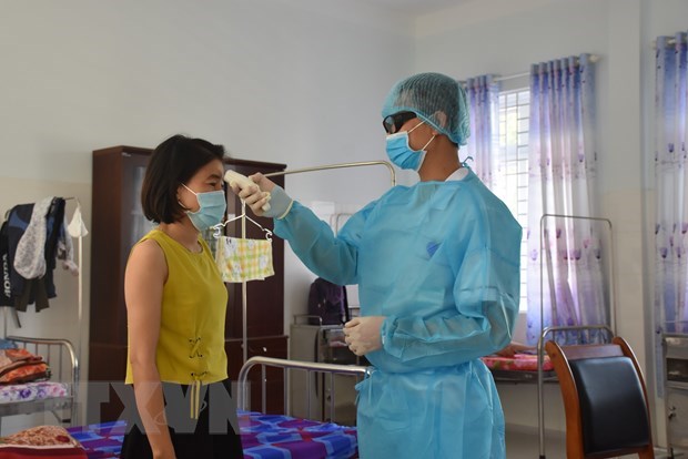 Vietnam confirms five imported COVID-19 cases hinh anh 1