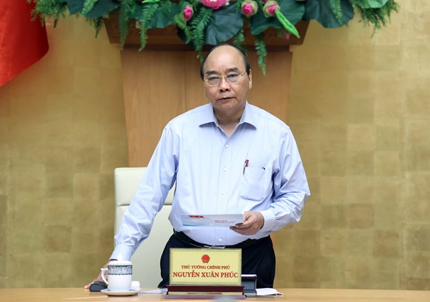 Every person and business must become familiar with “new normal”: PM hinh anh 1