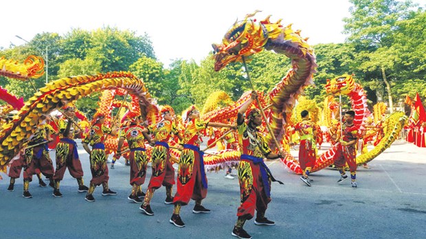 Hanoi to host sixth Dragon Dance Festival 2020 hinh anh 1