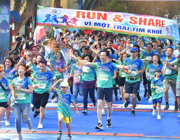 Hanoi international marathon to welcome 'new normal' hinh anh 1