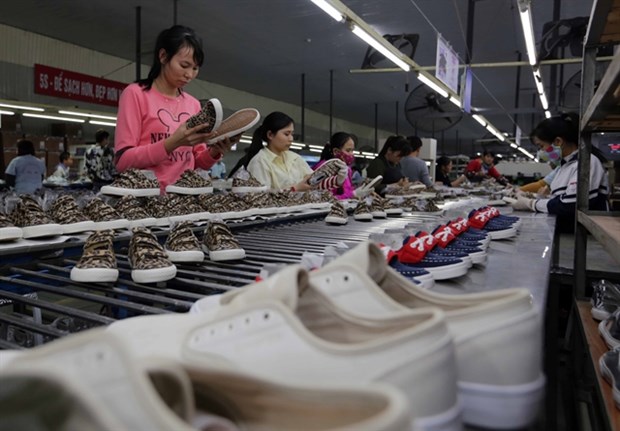 Hope for Vietnam's billion-dollar export industry at end of year hinh anh 1