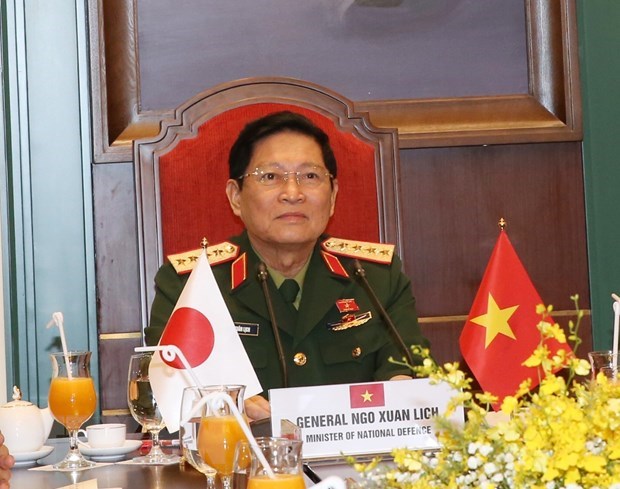 Defence Minister holds phone talks with Japanese counterpart hinh anh 1