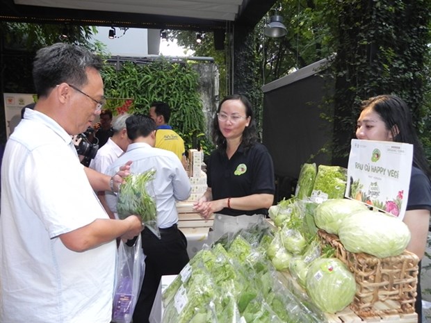 “Organic Town – GIS Market” opens in HCM City hinh anh 1