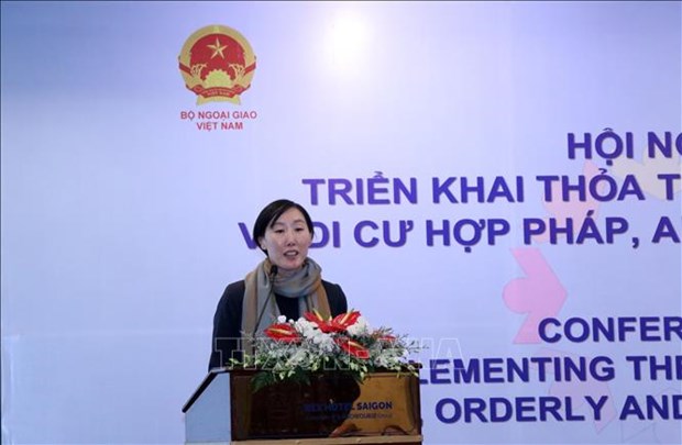 Migrants need more support, protection amid COVID-19: official hinh anh 1
