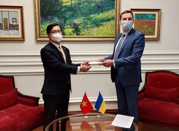 Ukraine appreciates friendship, cooperation with Vietnam hinh anh 1