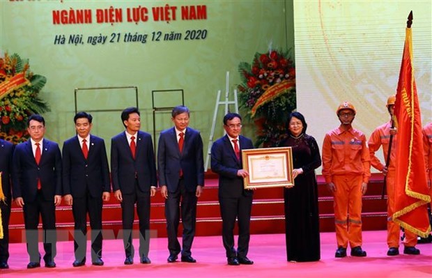 EVN honoured for contribution to national socio-economic development hinh anh 1