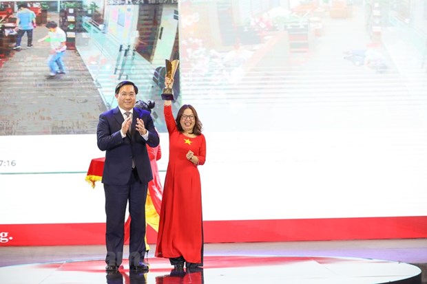 Technology companies must lead Vietnam’s digital transformation: PM hinh anh 3