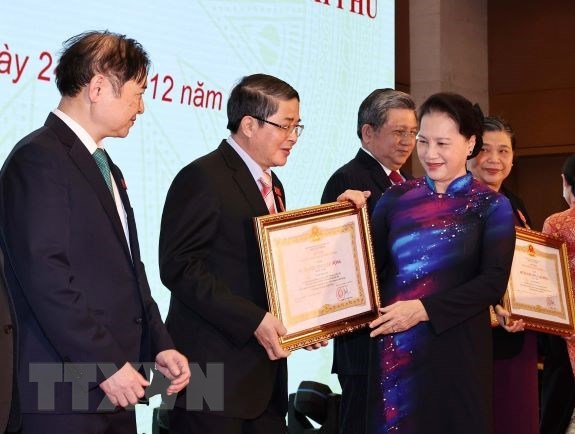 NA deputies honoured for contributions to legislative operations hinh anh 1