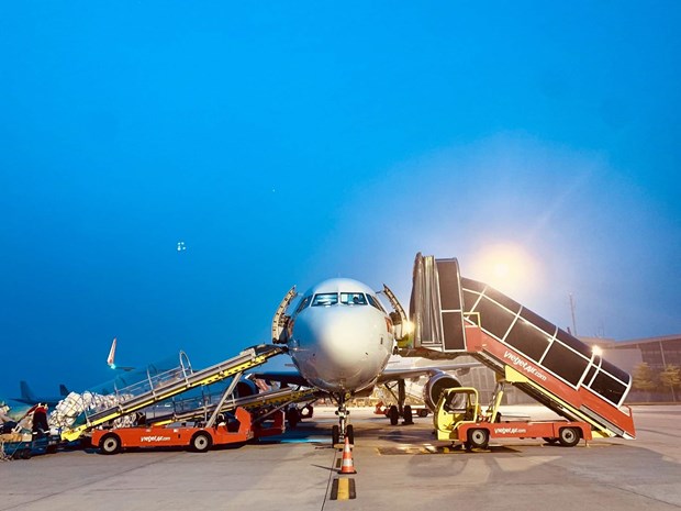 Vietjet honoured ‘The Low-Cost Carrier of the Year’ for cargo transportation hinh anh 2