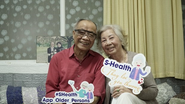 Mobile app launched to improve health care for the elderly hinh anh 1