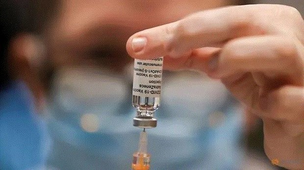 Moderna's COVID-19 vaccine licensed for use in Singapore hinh anh 1