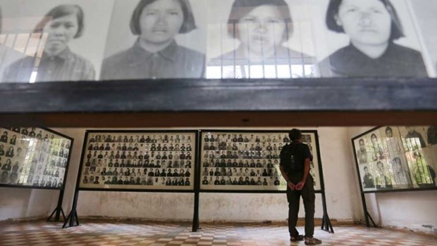 Over 60,000 documents of Cambodia’s Tuol Sleng Genocide Museum go digital hinh anh 1
