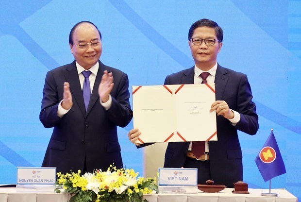 VNA selects top 10 economic events of Vietnam in 2020 hinh anh 2