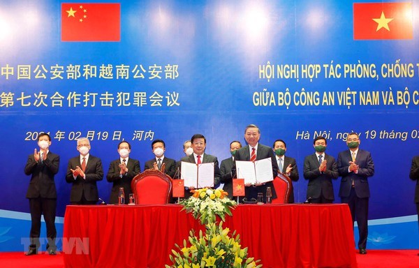 Vietnamese, Chinese public security ministries bolster anti-crime collaboration hinh anh 1