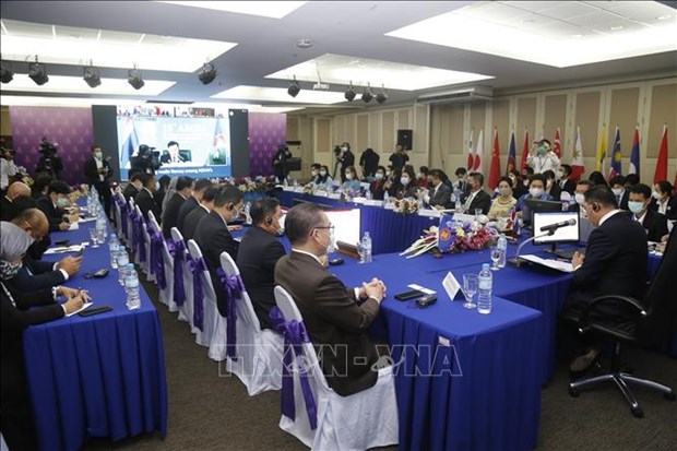 ASEAN information ministers discuss digital community hinh anh 1