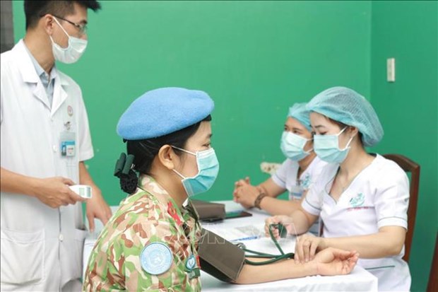 Military personnel heading to South Sudan to receive COVID-19 vaccinations hinh anh 1