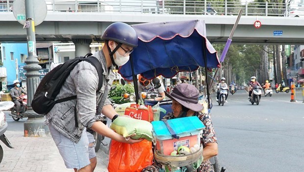 HCM City: poverty threshold set at 36 million VND hinh anh 1