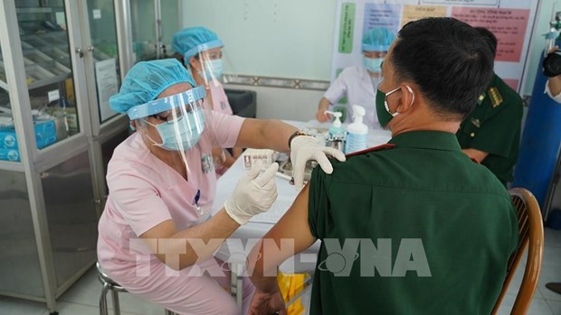 PM approves additional 53.63 million USD for COVID-19 vaccine purchase hinh anh 1