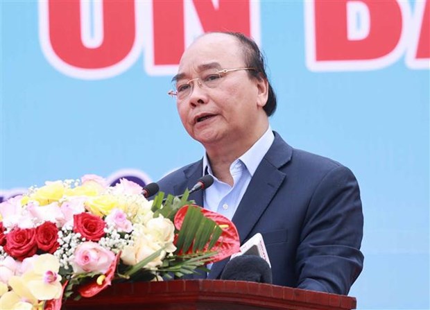 State President launches tree planting campaign hinh anh 1