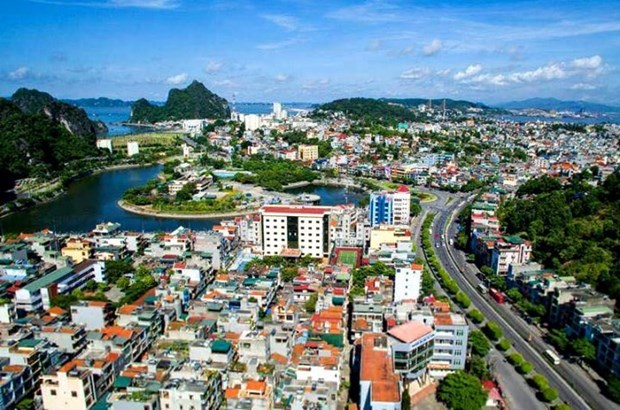 Quang Ninh eyes 9.6 percent in GRDP growth in Q2 hinh anh 1