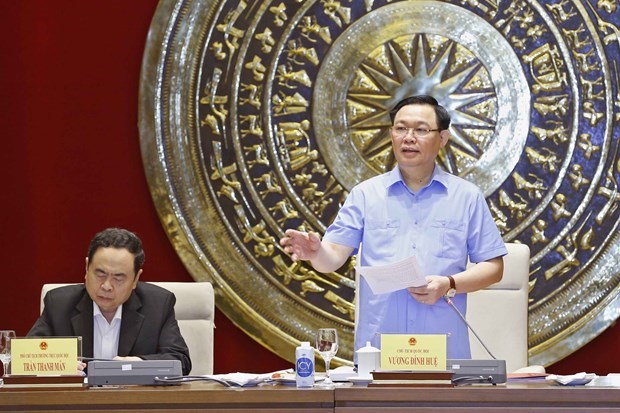 NA leader lauds ethnic minority committee’s contributions to success in 14th tenure hinh anh 1