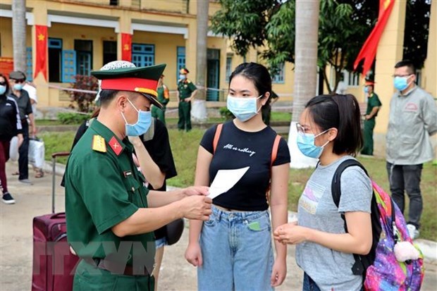 COVID-19: Six imported cases reported on April 23 afternoon hinh anh 1