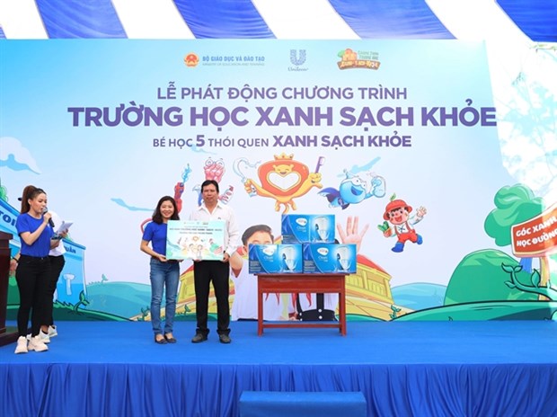 Unilever to fund sanitation upgrades at 1,100 schools hinh anh 1