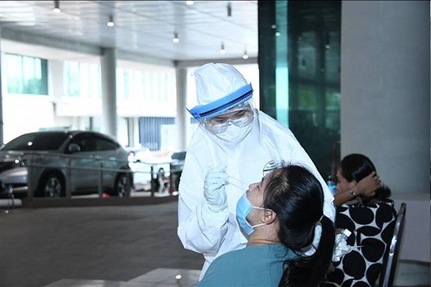 Laos, Thailand report big rises in new COVID-19 infections hinh anh 1