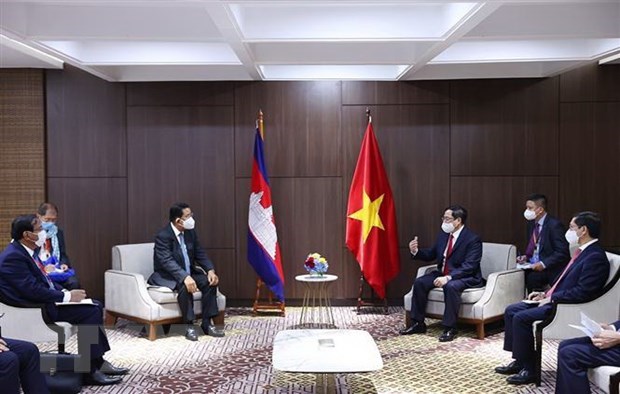 Indonesian, Cambodian newspapers spotlight close bilateral relations with Vietnam hinh anh 1