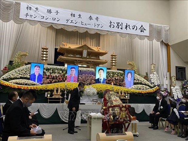 Funeral service for two Vietnamese victims in landslide in Japan hinh anh 1