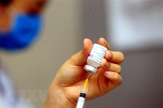 Vietnam's COVID-19 vaccine set to begin phase 3 trials in June hinh anh 1