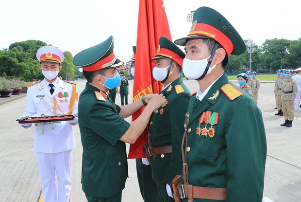 Staff of Level-2 Field Hospital No.2 pay homage to late President Ho Chi Minh hinh anh 1