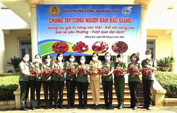 Dong Nai promotes consumption of over 100 tonnes of Bac Giang lychee hinh anh 1