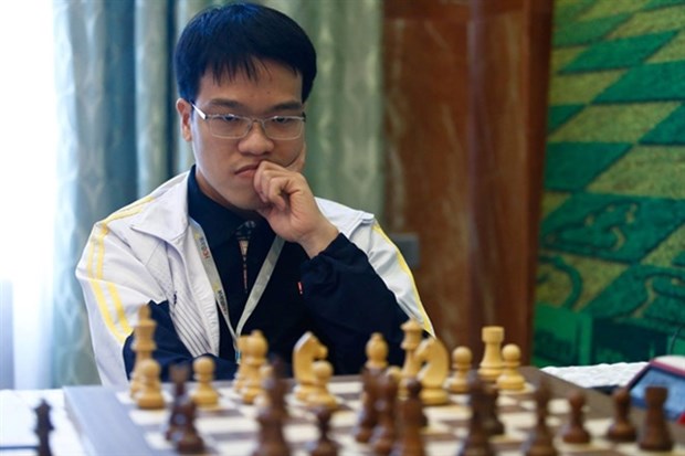 Vietnam's top chess star advances to Banter Blitz Cup quarterfinals hinh anh 1