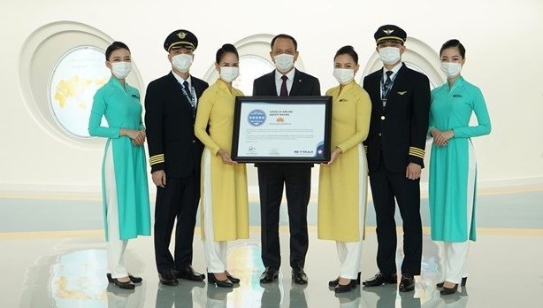 Vietnam Airlines gets five-star COVID-19 airline safety rating hinh anh 2