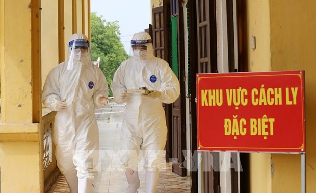 Vietnam confirms five more deaths related to COVID-19 hinh anh 1