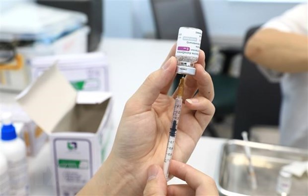 Vietnam now has sufficient resources for mass COVID-19 vaccination hinh anh 1