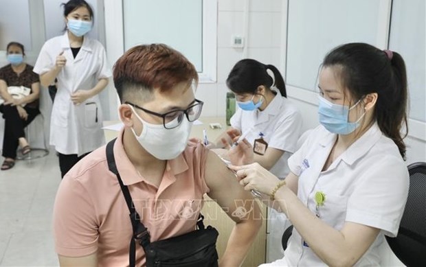 13,000 shots of Nano Covax vaccine administered to volunteers in third trial phase hinh anh 1