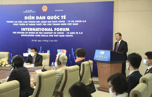 Workshop stresses importance of developing core skills for the youth hinh anh 1