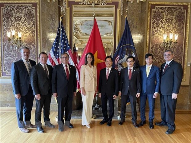 Ambassador’s visit strengthens Vietnam’s ties with US state hinh anh 1