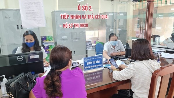 Social security sector makes efforts to support pandemic-hit labourers, bussinesses hinh anh 4