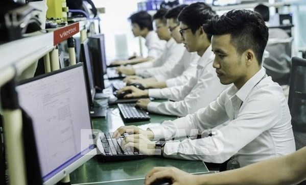 Vietnam Report announces top 10 prestigious technology firms in 2021 hinh anh 1