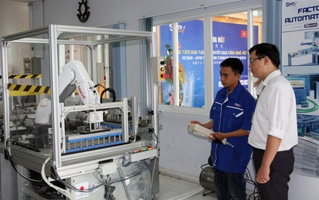 Vietnam boosts high-tech industry hinh anh 1